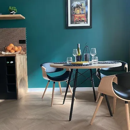 아파트 Lemon Pepper