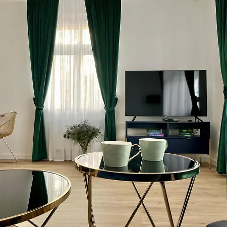 아파트 Lemon Pepper 옐레니아구라