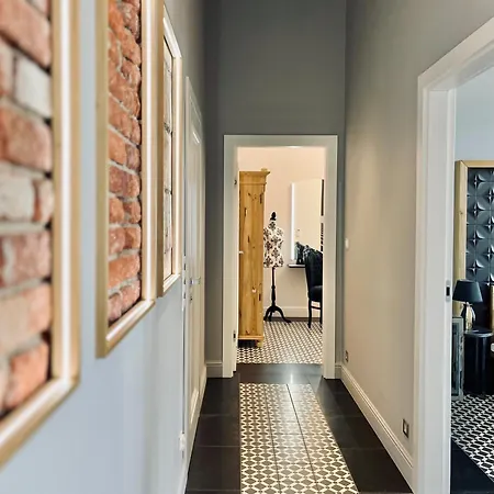 Lemon Pepper 옐레니아구라