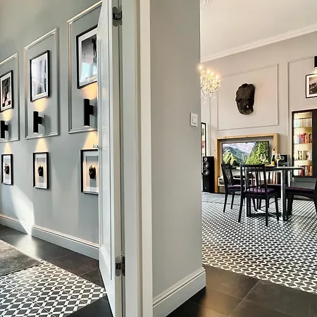 Lemon Pepper Apartment