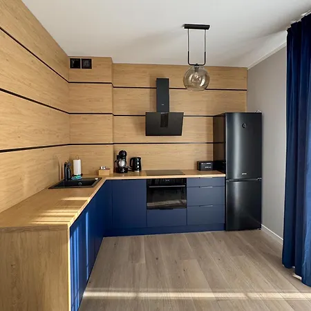 Apartment Lemon Pepper *