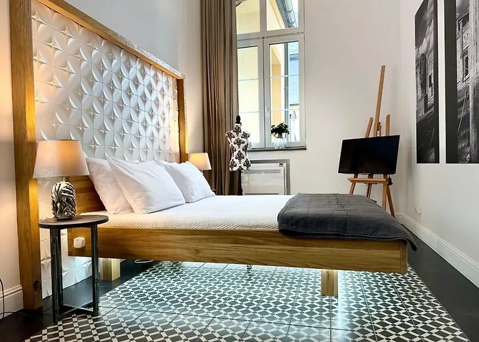 Lemon Pepper Apartment *